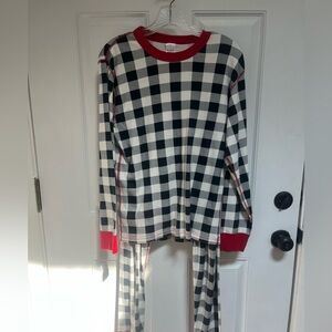 Hanna Andersson Black and White Checkered Pajama Set with Red Accents